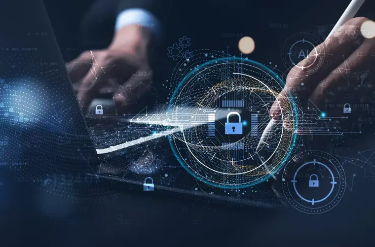 Cybersécurité et protection des données. Homme d’affaires utilisant une tablette numérique protégeant les données commerciales et financières avec une connexion réseau virtuelle, solution intelligente contre les cyberattaques, technologie de cybersécurité