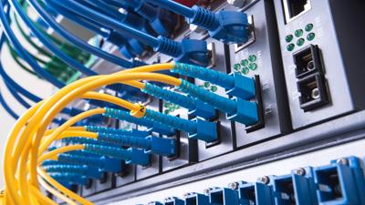 Les mises à jour des normes TIA mettent l'accent sur les applications industrielles et de fibre optique
