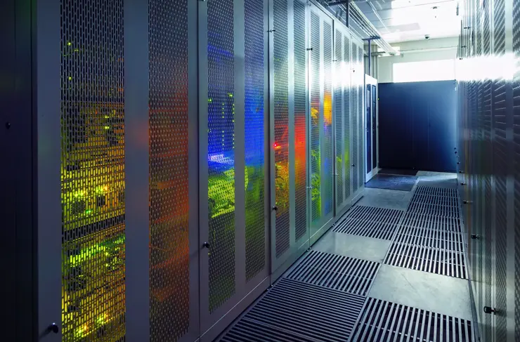 lighting-data-center-blog-hero-shutterstock_397990168