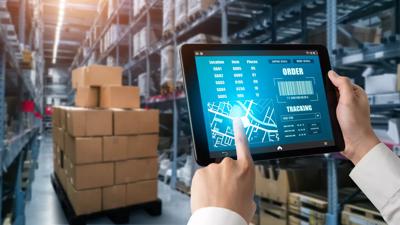 Comment les entrepôts intelligents peuvent automatiser et améliorer les opérations