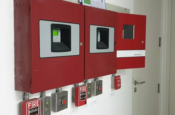 Fire alarm control panel for fire suppression system
