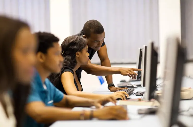 college-education-computer-lab-study