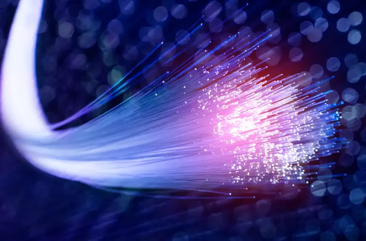 Câbles réseau à fibre optique lumières arrière-plan abstrait
