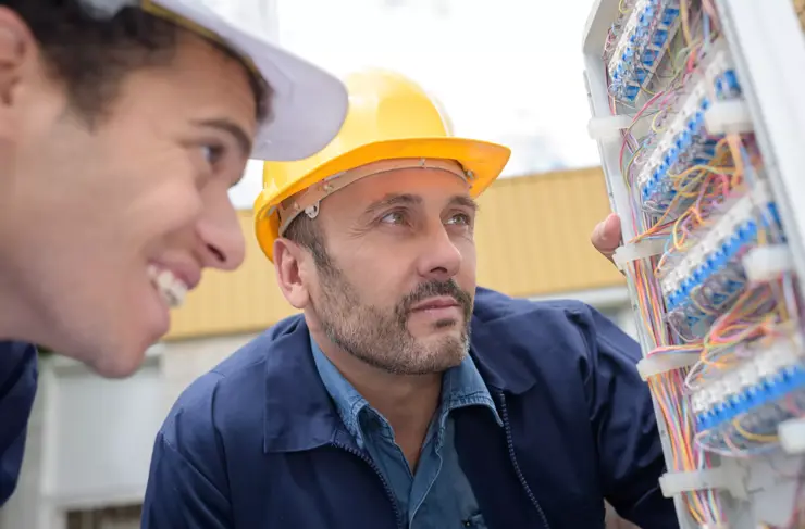 Cable-Installer-shutterstock_1581881614