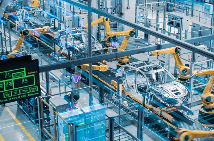 Industrie de la numérisation des usines automobiles 4.0 5G IOT Concept : chaîne de montage automatisée avec bras robotiques fabriquant des véhicules électriques de haute technologie. Vision artificielle Analyse IA, Efficacité de la production de numérisation