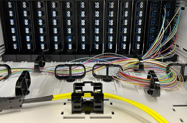 field-terminated-connectivity-header