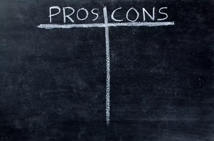 PROs-CONs-Blackboard-Concept-Image