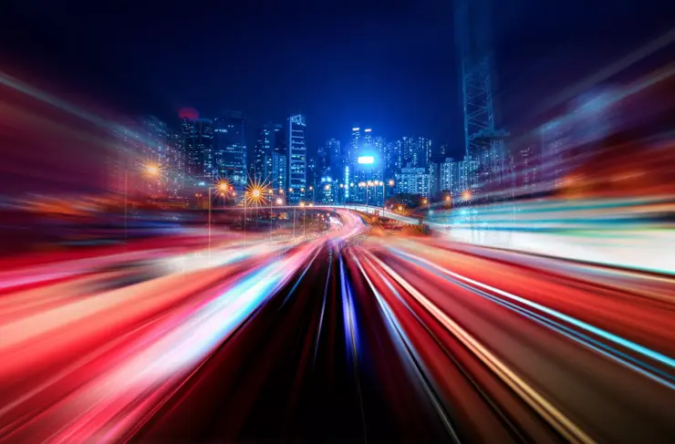 High-Speed-Modern-Freeway-Blurred-Traffic-Concept
